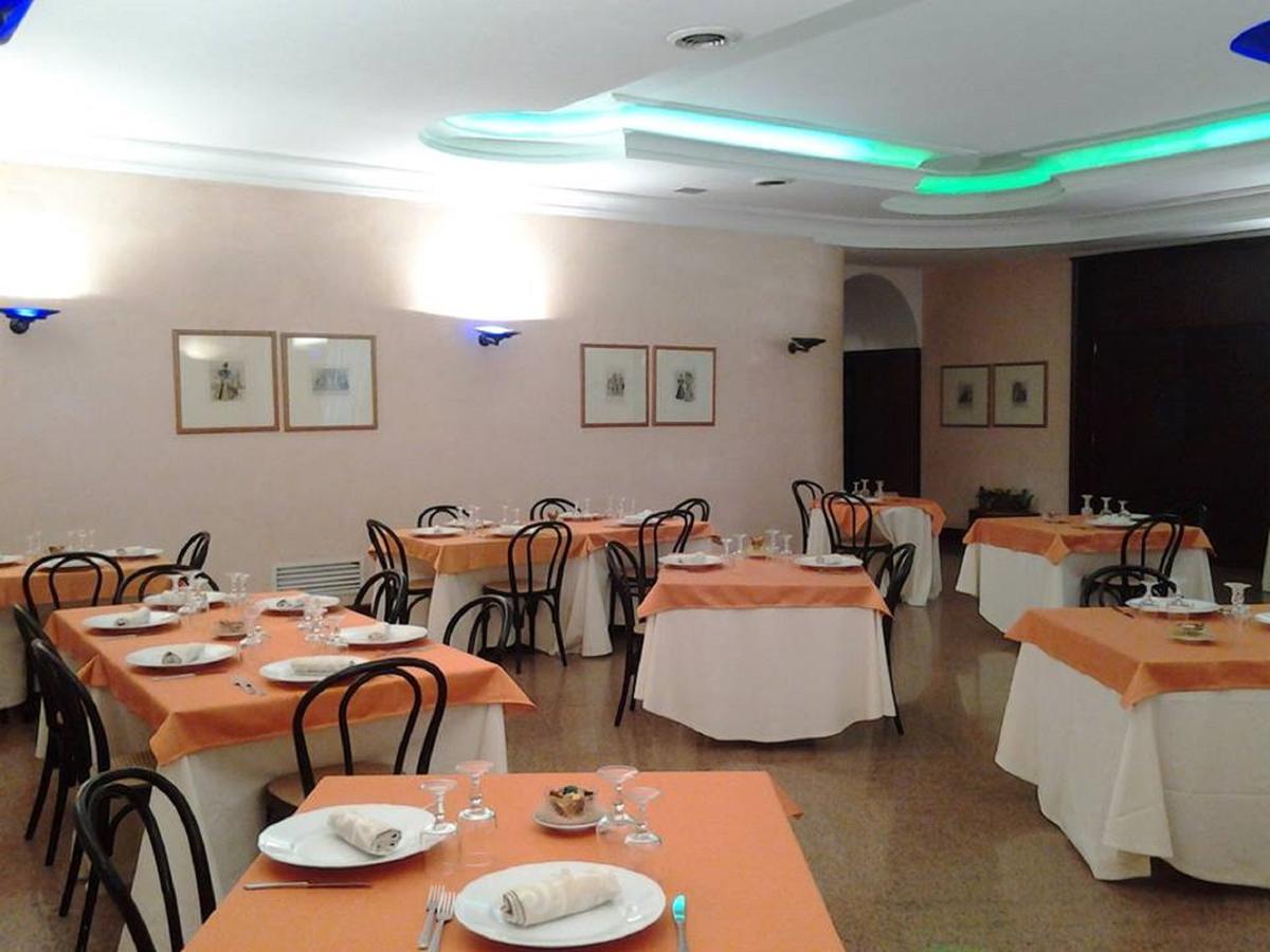 Hotel De La Ville & Centro Congressi بينيفنتو المظهر الخارجي الصورة