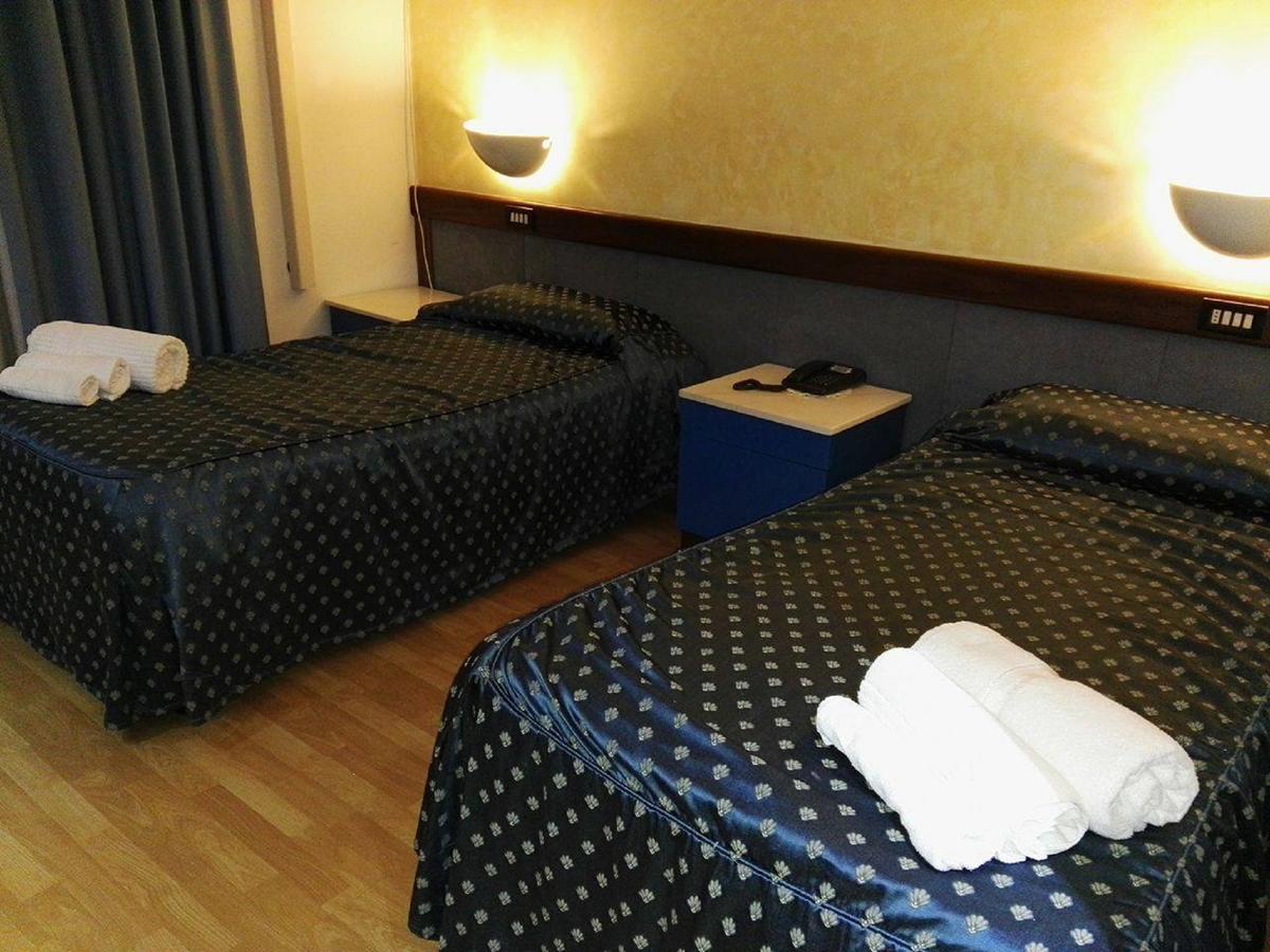 Hotel De La Ville & Centro Congressi بينيفنتو المظهر الخارجي الصورة