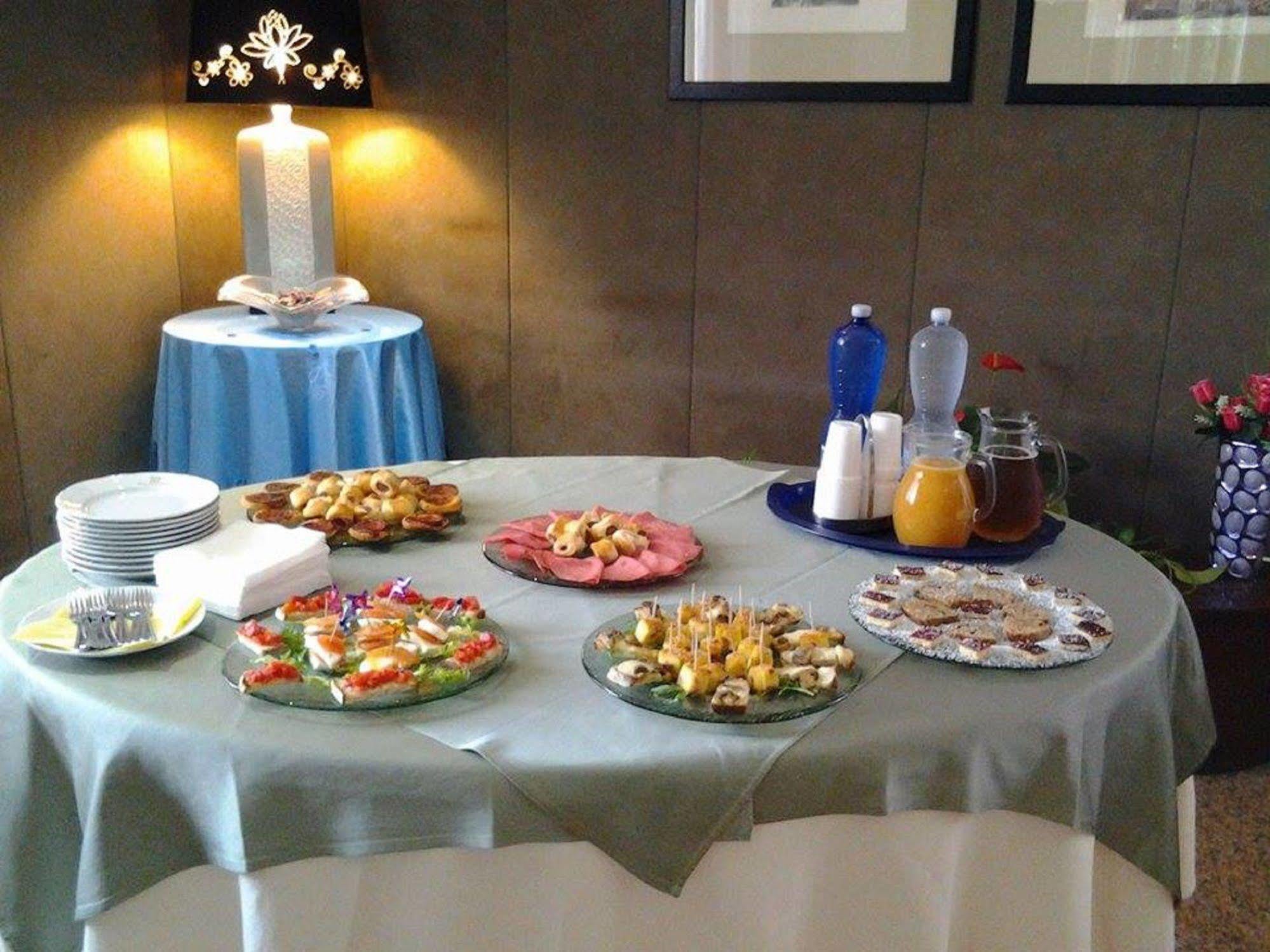 Hotel De La Ville & Centro Congressi بينيفنتو المظهر الخارجي الصورة